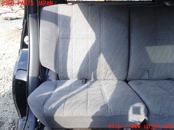 1UPJ-24997145]ハイラックスサーフ(KZN185W)右2列目シート 中古_m0001.jpg