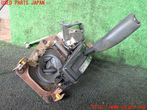 5UPJ-24997555]ハイラックスサーフ(KZN185W)ATシフトレバー 中古_m0001.jpg