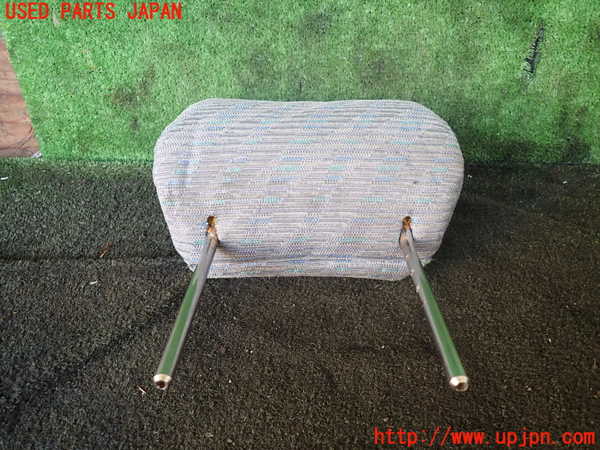 5UPJ-24997070]ハイラックスサーフ(KZN185W)助手席ヘッドレスト 中古_m0003.jpg