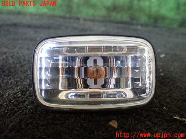 5UPJ-25001160]ハイラックスサーフ(RZN185W)右ウィンカーレンズ 中古_m0001.jpg
