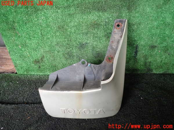 1UPJ-25011454]ハイエースワゴン100系(KZH106W)右リアマッドガード(泥除け) 中古_m0002.jpg