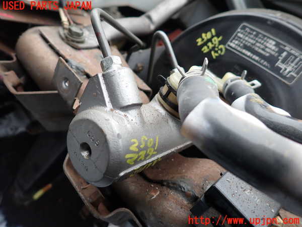 1UPJ-25014050]ハイエースワゴン100系(KZH106W)ブレーキマスターシリンダー 中古_m0002.jpg