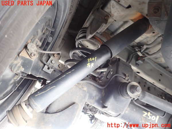 1UPJ-25015075]ハイエースワゴン100系(KZH106W)左リアショックアブソーバー 中古_m0001.jpg