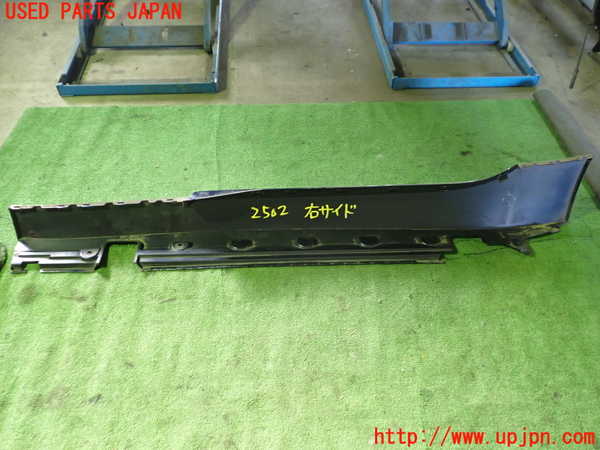 1UPJ-25021390]BMW Z4(LM25 E89)右サイドステップ 中古_m0004.jpg