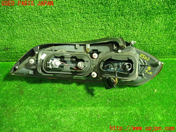 1UPJ-25021536]BMW Z4(LM25 E89)左テールランプ 中古_m0003.jpg