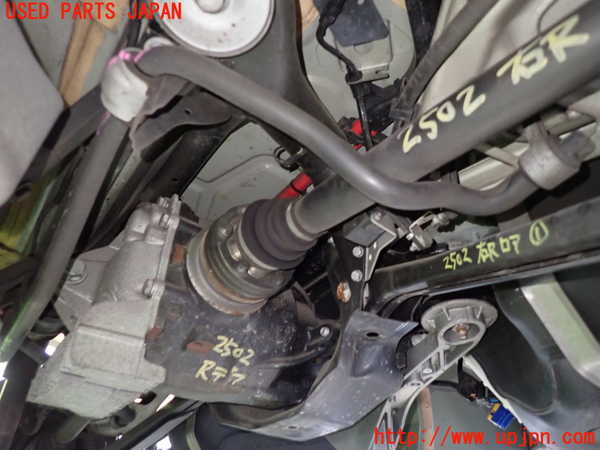 5UPJ-25025445]BMW Z4(LM25 E89)リアスタビライザー 中古_m0002.jpg