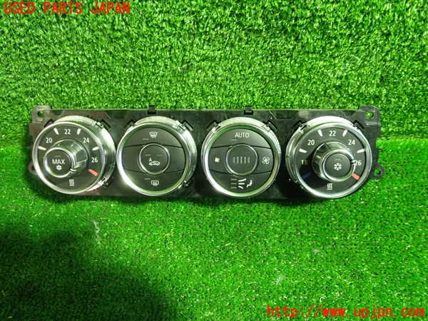 1UPJ-25026066]BMW Z4(LM25 E89)エアコンスイッチ1 中古_m0001.jpg