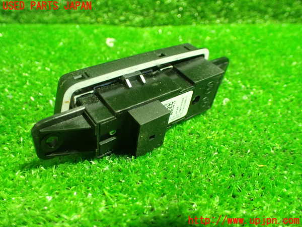 1UPJ-25026309]BMW Z4(LM25 E89)スイッチ4 (VSC OFF) 中古_m0002.jpg