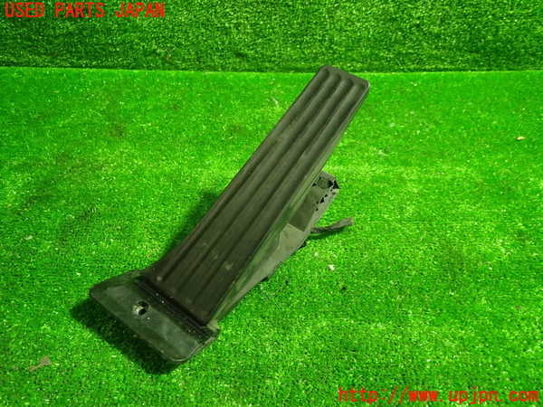 1UPJ-25026381]BMW Z4(LM25 E89)センサー1 (アクセルペダル) 中古_m0001.jpg