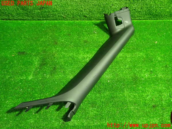 1UPJ-25027655]BMW Z4(LM25 E89)右フロントピラートリム 中古_m0001.jpg