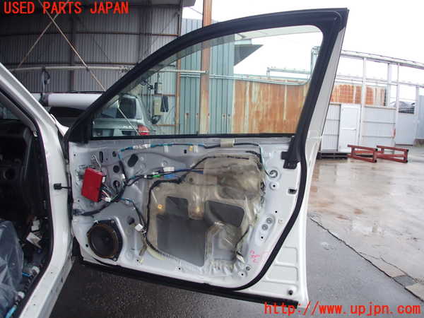 2UPJ-25031230]クラウン マジェスタ(URS206)右前ドア (43R-00035 M2H5) 中古_m0004.jpg