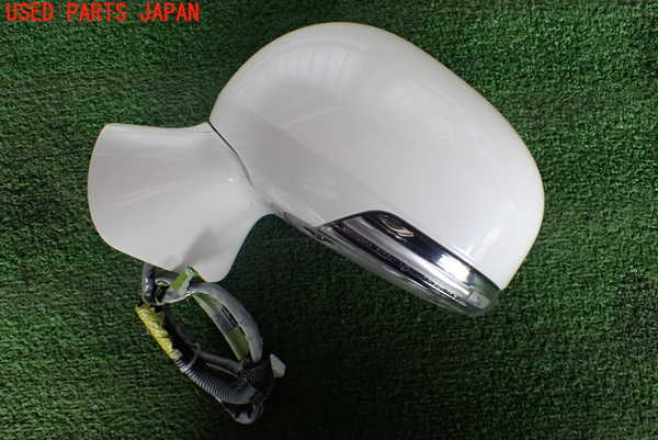 2UPJ-25031212]クラウン マジェスタ(URS206)左ドアミラー 中古_m0001.jpg