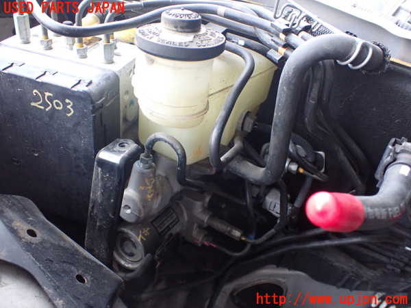 2UPJ-25034050]クラウン マジェスタ(URS206)ブレーキマスターシリンダー 中古_m0002.jpg