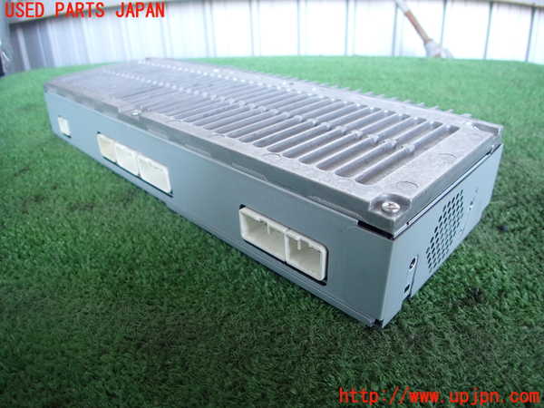 2UPJ-25036525]クラウン マジェスタ(URS206)アンプ 中古_m0002.jpg