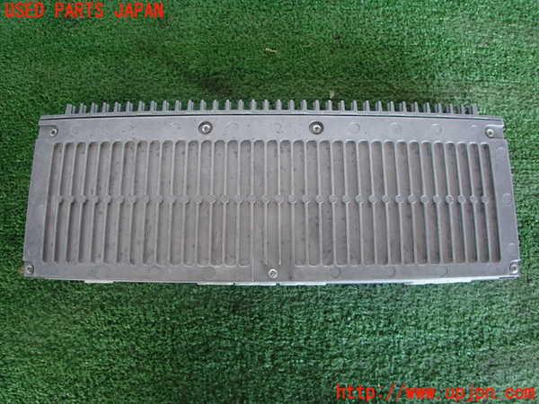 2UPJ-25036525]クラウン マジェスタ(URS206)アンプ 中古_m0005.jpg