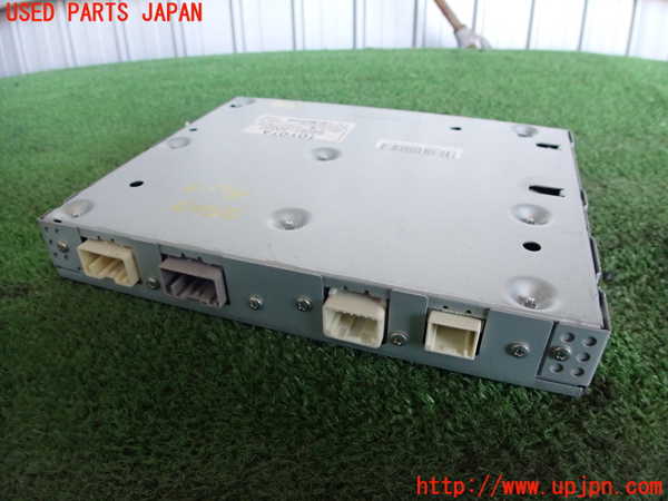 2UPJ-25036660]クラウン マジェスタ(URS206)TVチューナー 中古_m0002.jpg