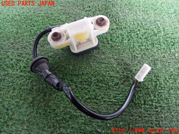 2UPJ-25036307]クラウン マジェスタ(URS206)スイッチ2 (トランクオープナー) 中古_m0002.jpg