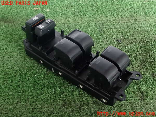 2UPJ-25036240]クラウン マジェスタ(URS206)右前パワーウィンドウスイッチ 中古_m0001.jpg