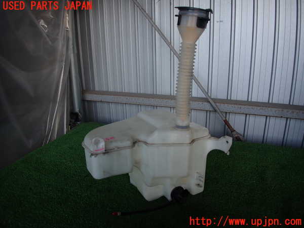 2UPJ-25036791]クラウン マジェスタ(URS206)ウォッシャータンク1 中古_m0002.jpg