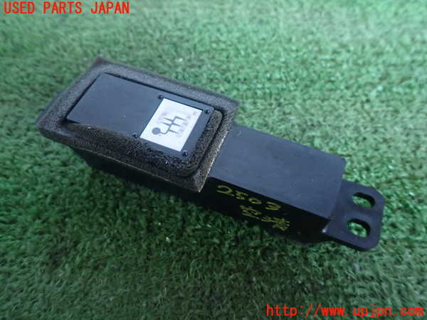 2UPJ-25036850]クラウン マジェスタ(URS206)空気清浄機 中古_m0001.jpg