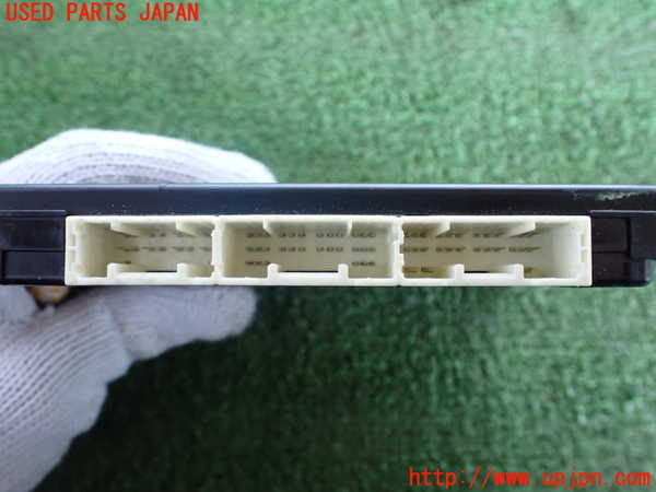 2UPJ-25036153]クラウン マジェスタ(URS206)コンピューター8 (MPX BODY) 中古_m0004.jpg