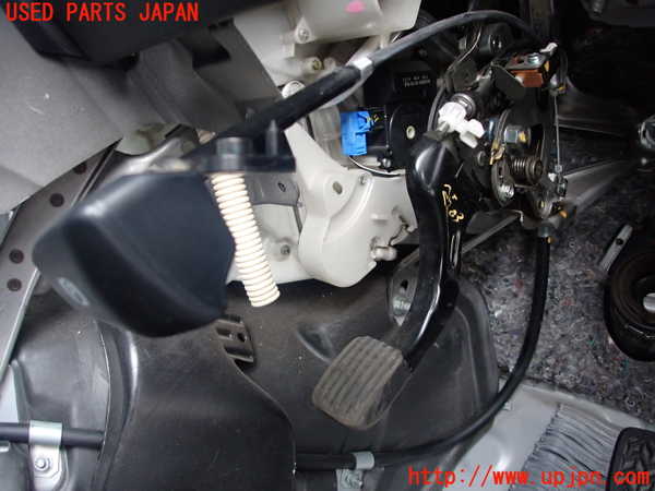 2UPJ-25037550]クラウン マジェスタ(URS206)サイドブレーキレバー 中古_m0003.jpg