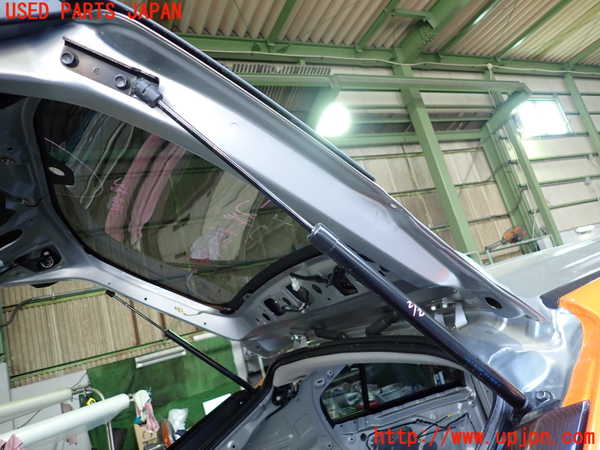 2UPJ-25041584]エクリプスクロス PHEV(GL3W)リアゲートダンパー 中古_m0001.jpg