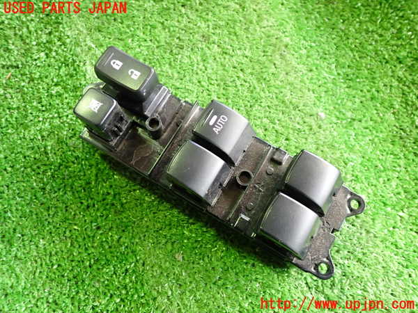 2UPJ-25046240]エクリプスクロス PHEV(GL3W)右前パワーウィンドウスイッチ 中古_m0001.jpg