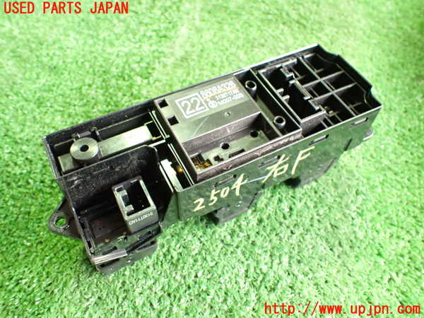 2UPJ-25046240]エクリプスクロス PHEV(GL3W)右前パワーウィンドウスイッチ 中古_m0002.jpg