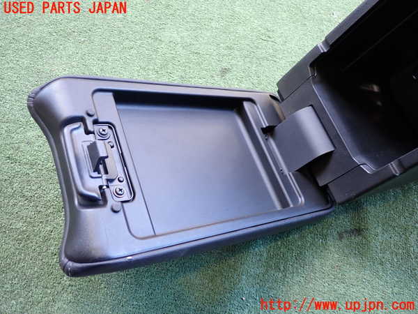 2UPJ-25047540]エクリプスクロス PHEV(GL3W)センターコンソール 中古_m0004.jpg