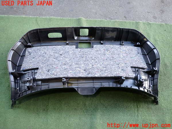 2UPJ-25041578]エクリプスクロス PHEV(GL3W)バックドア内張り 【ジャンク品】 中古_m0004.jpg