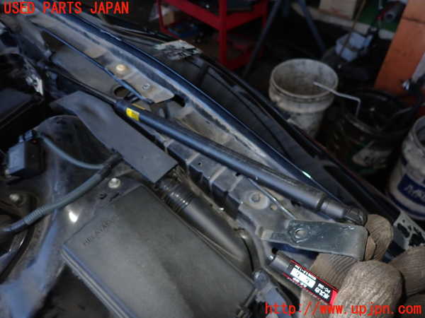 2UPJ-25051068]クラウン アスリート(GRS210)ボンネットダンパー 中古_m0002.jpg
