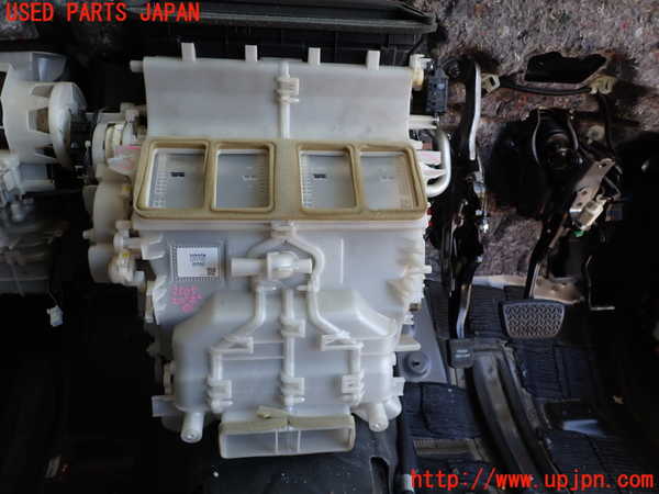 2UPJ-25056081]クラウン アスリート(GRS210)エバポレーター1 中古_m0001.jpg