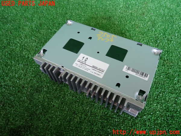 2UPJ-25056525]クラウン アスリート(GRS210)アンプ 中古_m0001.jpg