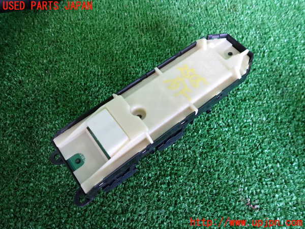 2UPJ-25056240]クラウン アスリート(GRS210)右前パワーウィンドウスイッチ 中古_m0002.jpg