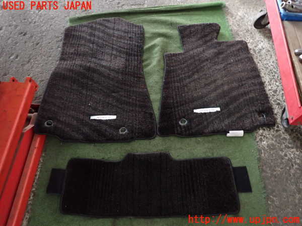 2UPJ-25057800]クラウン アスリート(GRS210)フロアマット 中古_m0002.jpg