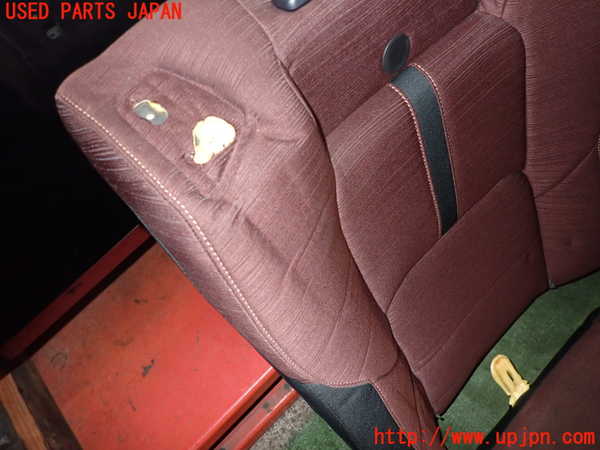 2UPJ-25057385]クラウン アスリート(GRS210)リアシート 中古_m0002.jpg