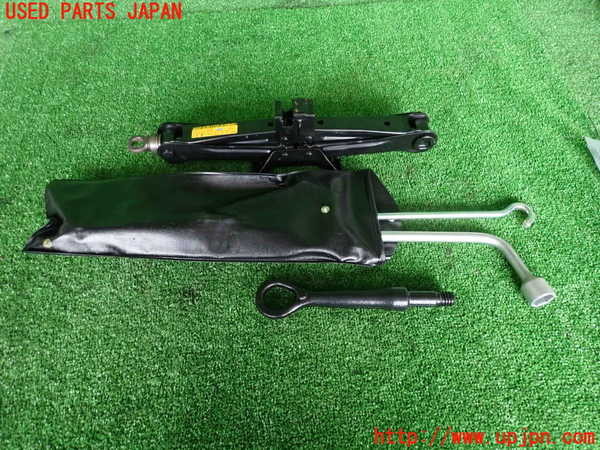 2UPJ-25057805]クラウン アスリート(GRS210)車載工具 中古_m0001.jpg