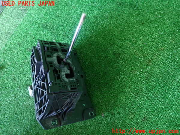 2UPJ-25057555]クラウン アスリート(GRS210)ATシフトレバー 中古_m0003.jpg