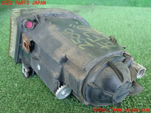 2UPJ-25061182]アルテッツァ(GXE10)左フォグ 中古_m0004.jpg