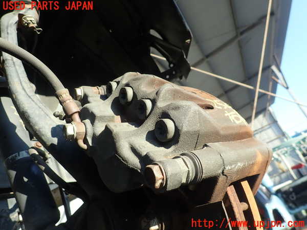 2UPJ-25064080]アルテッツァ(GXE10)右フロントキャリパー 中古_m0002.jpg