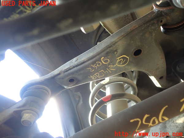 2UPJ-25065147]アルテッツァ(GXE10)右リアアッパーアーム2 中古_m0001.jpg