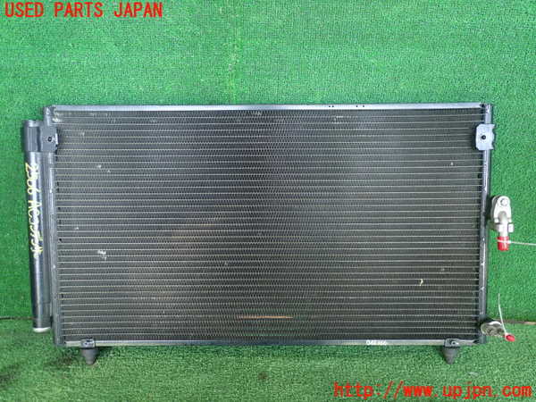 2UPJ-25066031]アルテッツァ(GXE10)エアコンコンデンサー1 中古_m0001.jpg