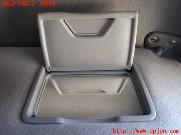 2UPJ-25067625]アルテッツァ(GXE10)室内サンバイザー右側 中古_m0003.jpg