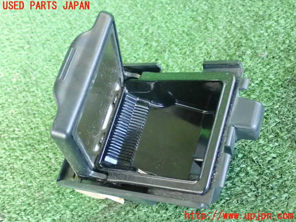 2UPJ-25067821]アルテッツァ(GXE10)灰皿1 中古_m0002.jpg