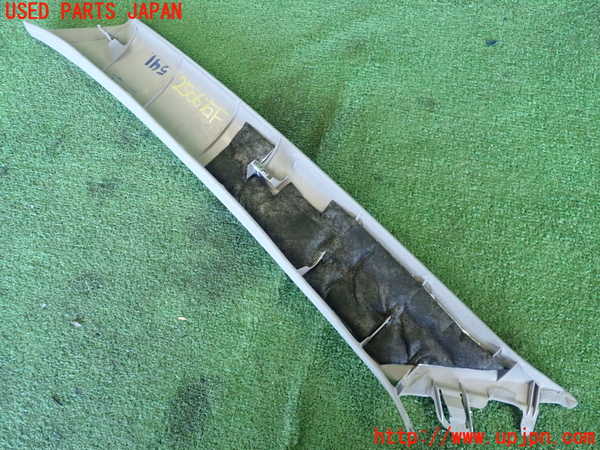 2UPJ-25067655]アルテッツァ(GXE10)右フロントピラートリム 中古_m0002.jpg