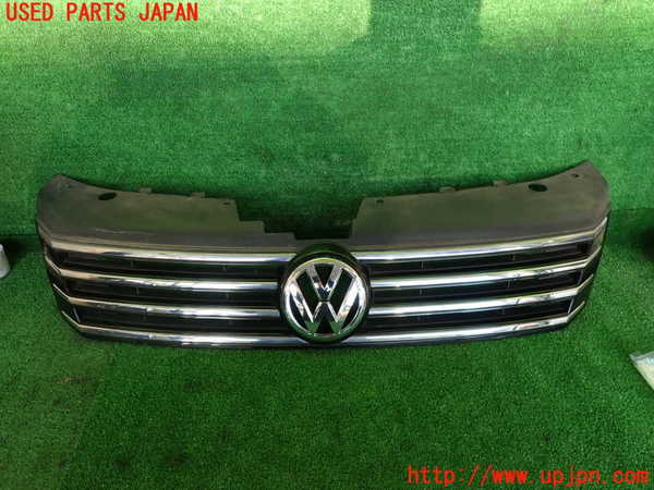 2UPJ-25071050]VW パサート(Passat) ヴァリアント(Variant)(3CCAX)ラジエターグリル 中古_m0001.jpg