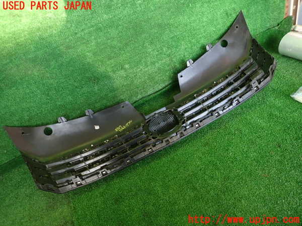 2UPJ-25071050]VW パサート(Passat) ヴァリアント(Variant)(3CCAX)ラジエターグリル 中古_m0004.jpg
