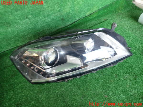 2UPJ-25071130]VW パサート(Passat) ヴァリアント(Variant)(3CCAX)右ヘッドライト HID 中古_m0001.jpg