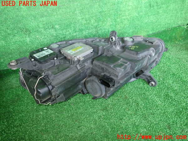2UPJ-25071130]VW パサート(Passat) ヴァリアント(Variant)(3CCAX)右ヘッドライト HID 中古_m0002.jpg